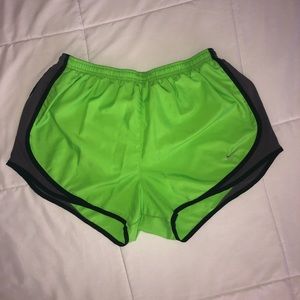 Women’s Nike Dri Fit Shorts Size Large